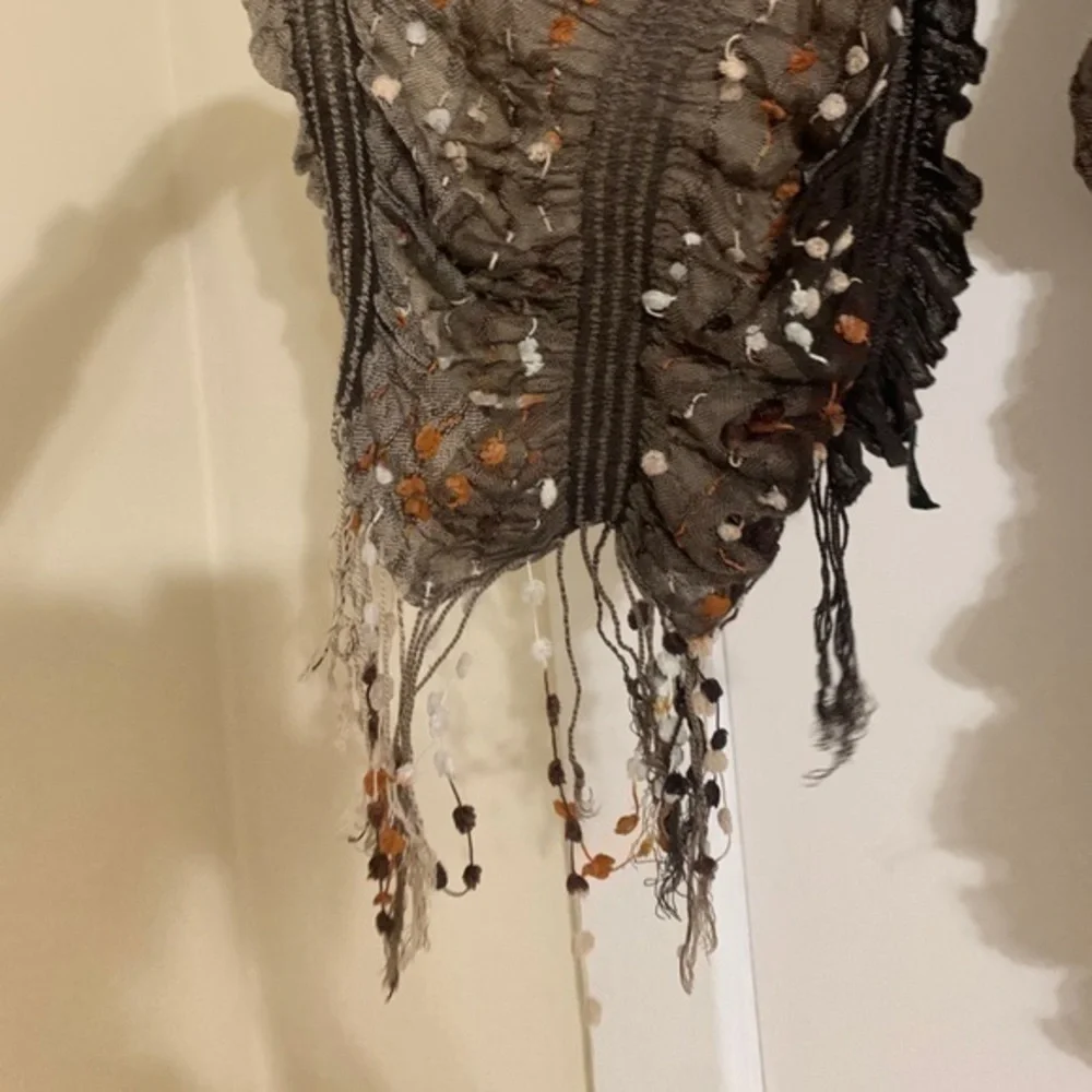 Brown Orange and White Stringy Scarf‎